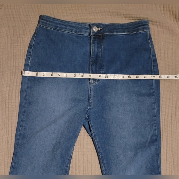 We The Free (Free People) Just Float on Flare Jeans in Jericho Blue Size 29 - Picture 7 of 11